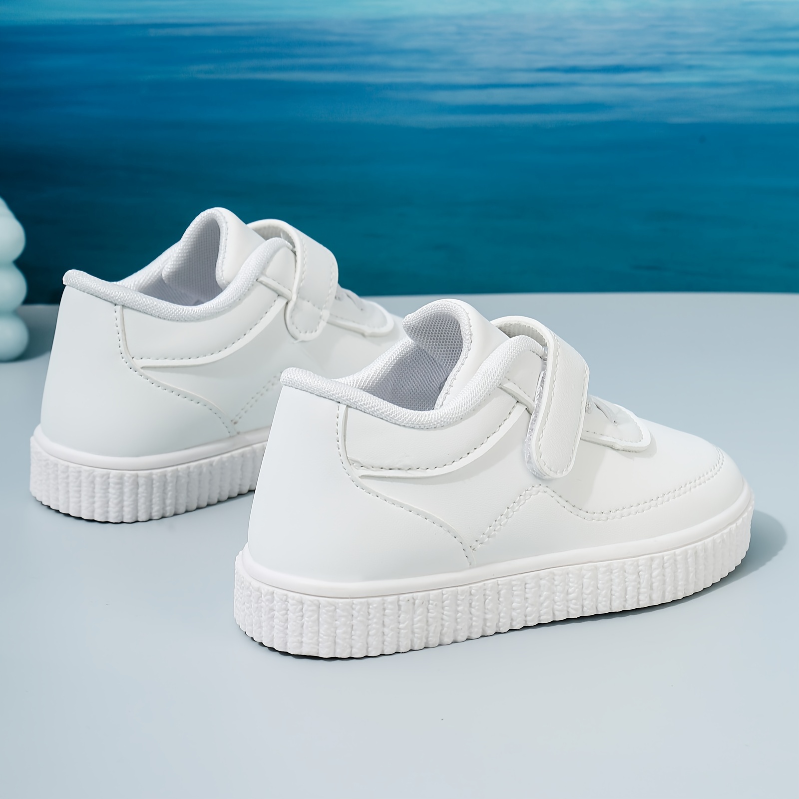 casual comfortable solid color low top sneakers for boys lightweight non slip skateboard details 2