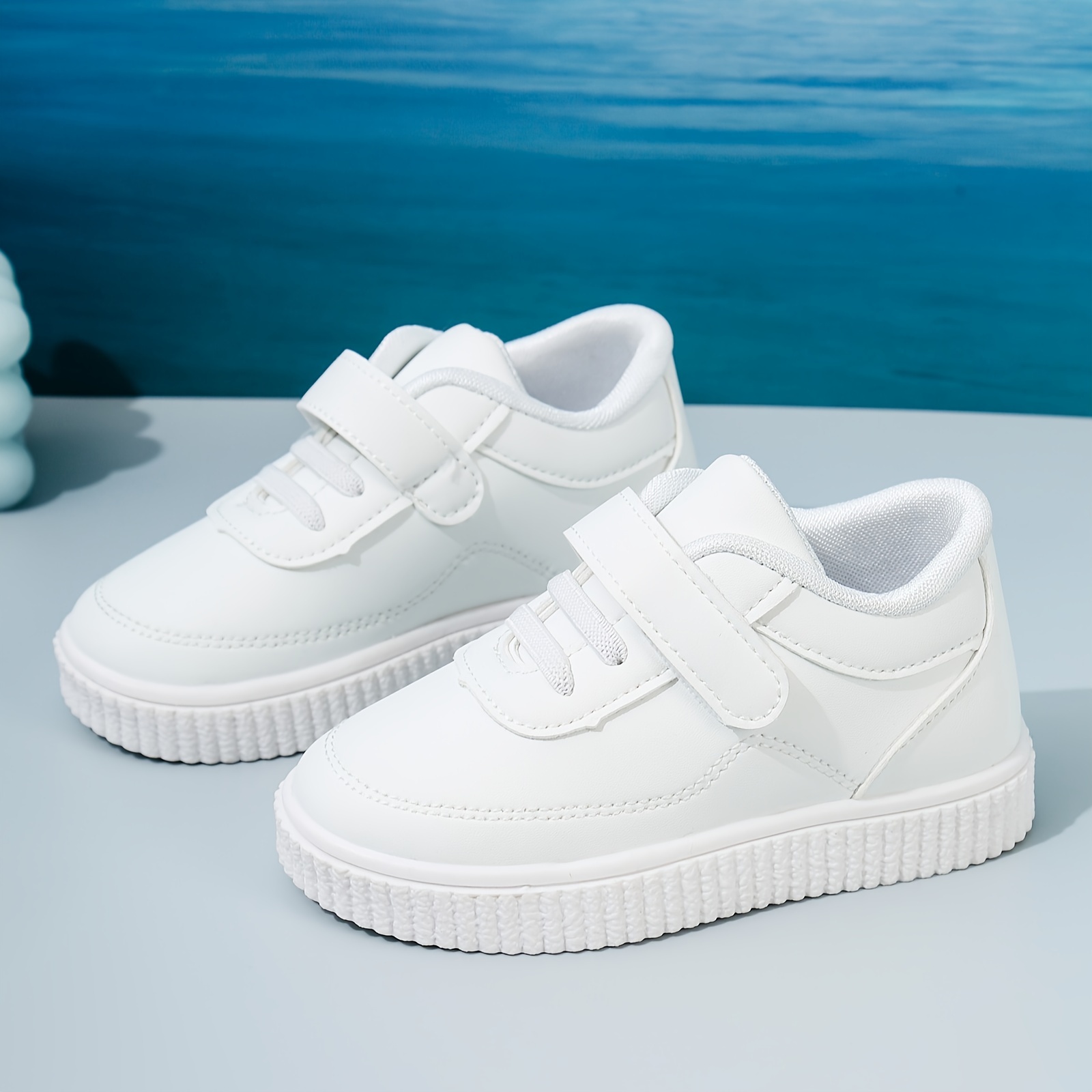 casual comfortable solid color low top sneakers for boys lightweight non slip skateboard details 3
