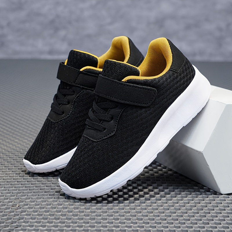 soft sneakers lightweight breathable non slip running shoes details 6