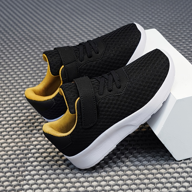 soft sneakers lightweight breathable non slip running shoes details 7