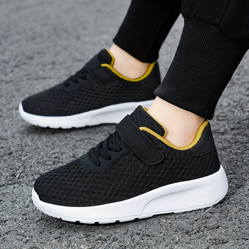 soft sneakers lightweight breathable non slip running shoes details 9